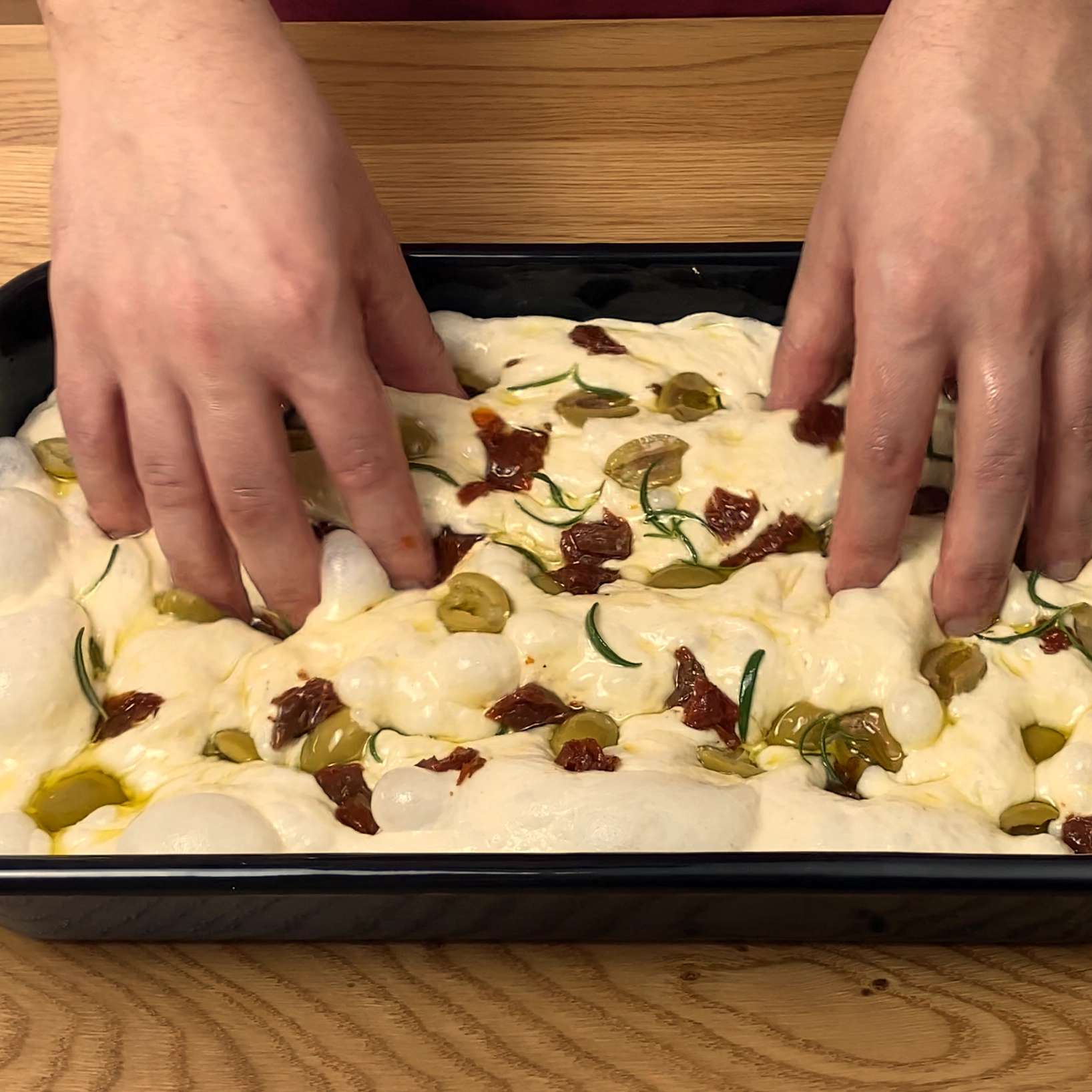 posts/quick-no-knead-focaccia-2-hours