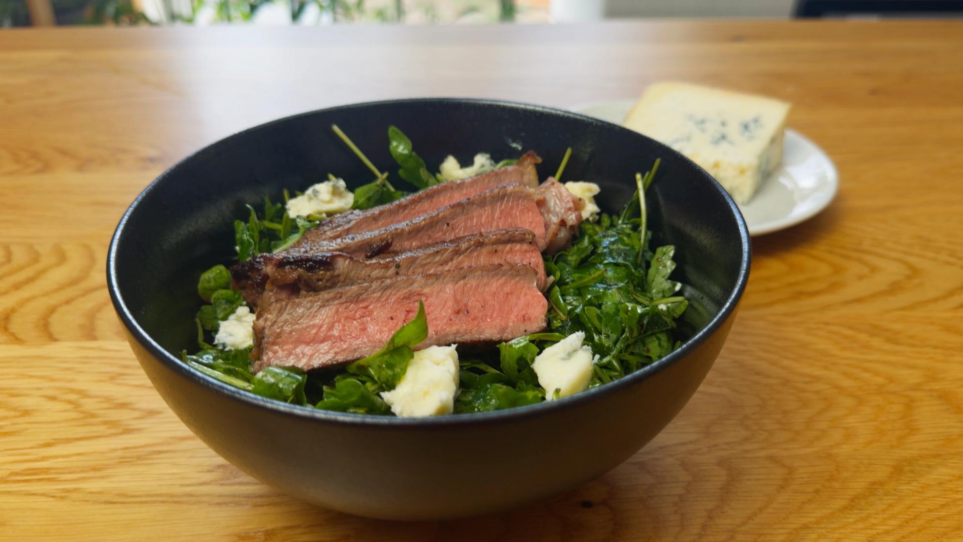 posts/ribeye-steak-arugula-gorgonzola-salad